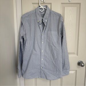 Large GAP Men's Blue and White Striped Button Down Shirt - Cotton